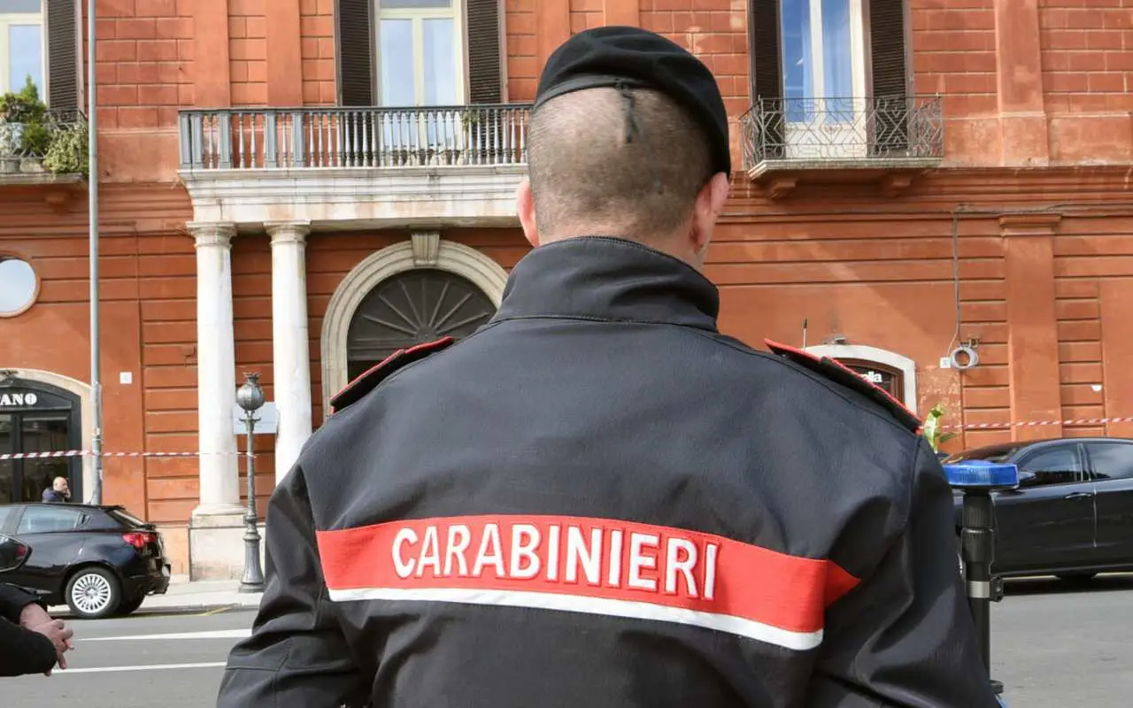 Donna cerca di introdurre droga in carcere per il marito scoperta choc delle autorità Immagine selezionata