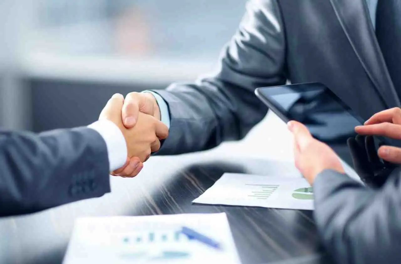 Scopri come ottenere consulenze previdenziali gratuite nelle sedi CAF italiane Scopri come ottenere consulenze previdenziali gratuite nelle sedi CAF italiane